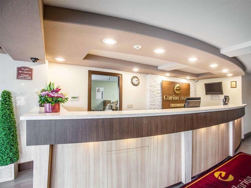 Clarion Inn Renton-Seattle Bagian luar foto