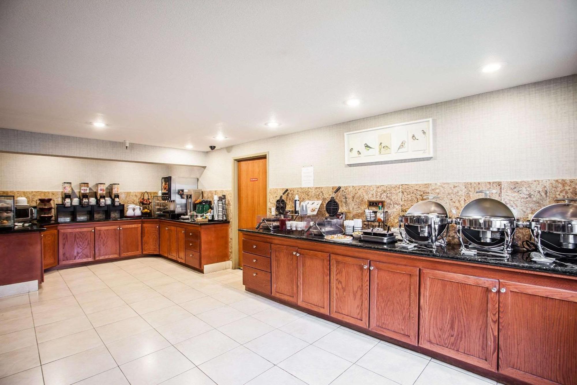 Clarion Inn Renton-Seattle Bagian luar foto