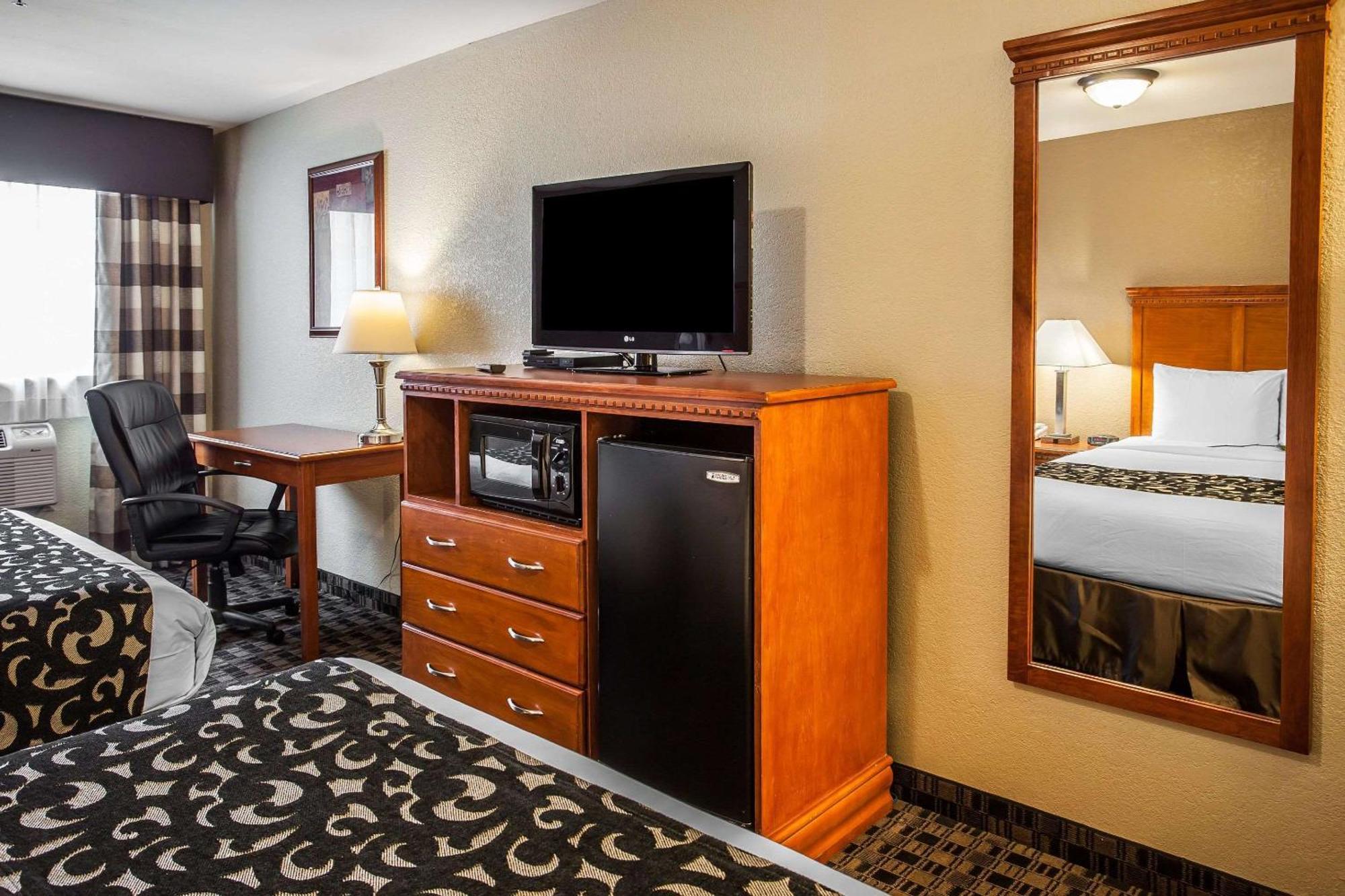 Clarion Inn Renton-Seattle Bagian luar foto