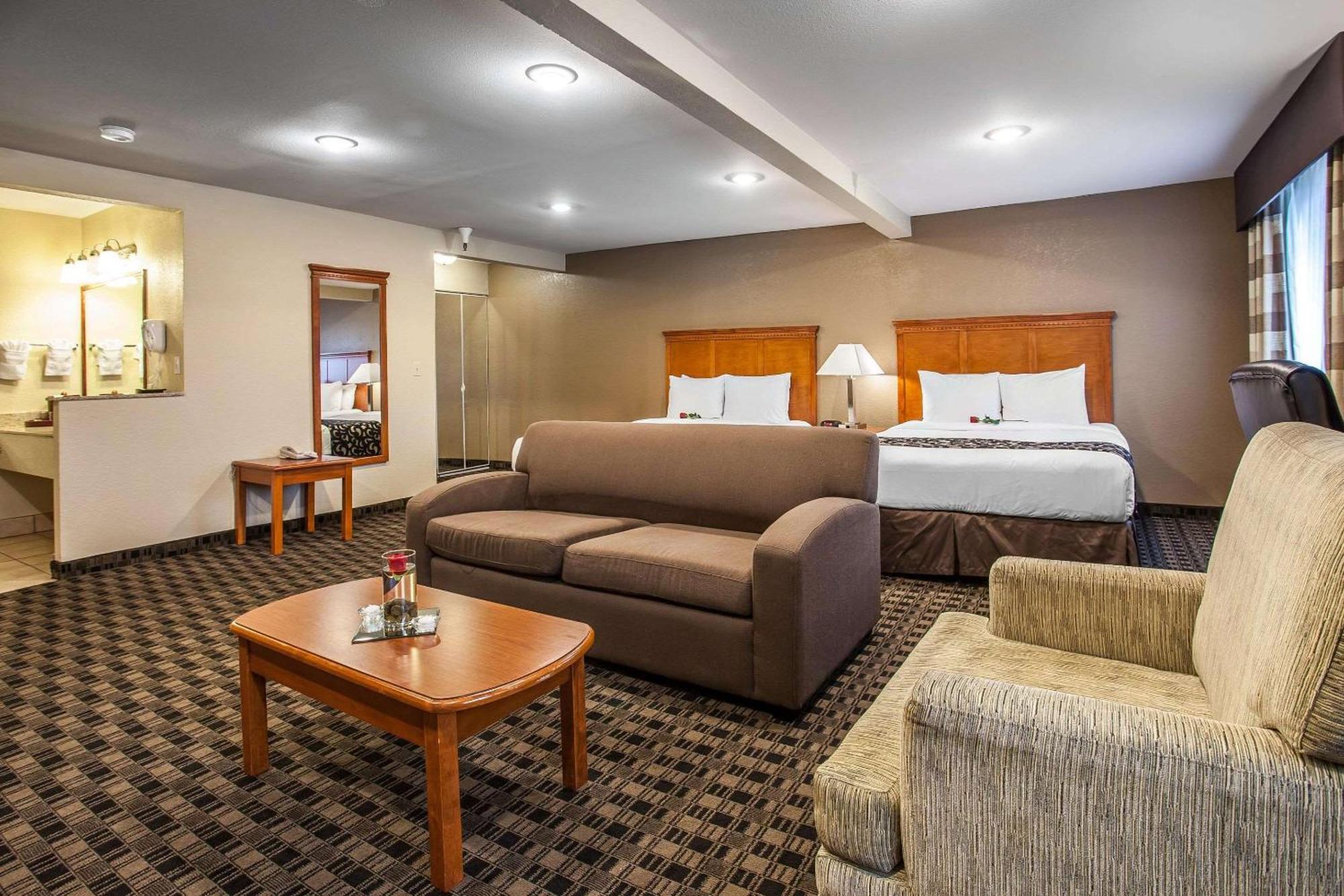 Clarion Inn Renton-Seattle Bagian luar foto