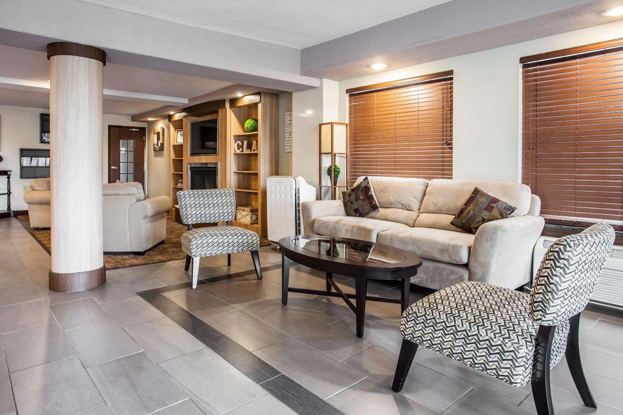Clarion Inn Renton-Seattle Bagian luar foto