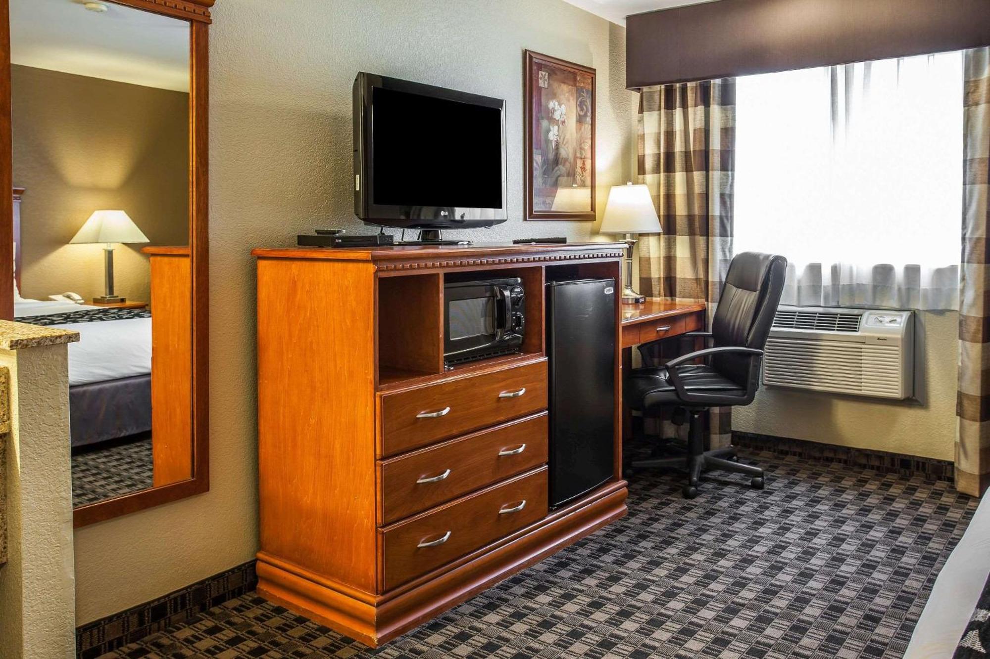 Clarion Inn Renton-Seattle Bagian luar foto