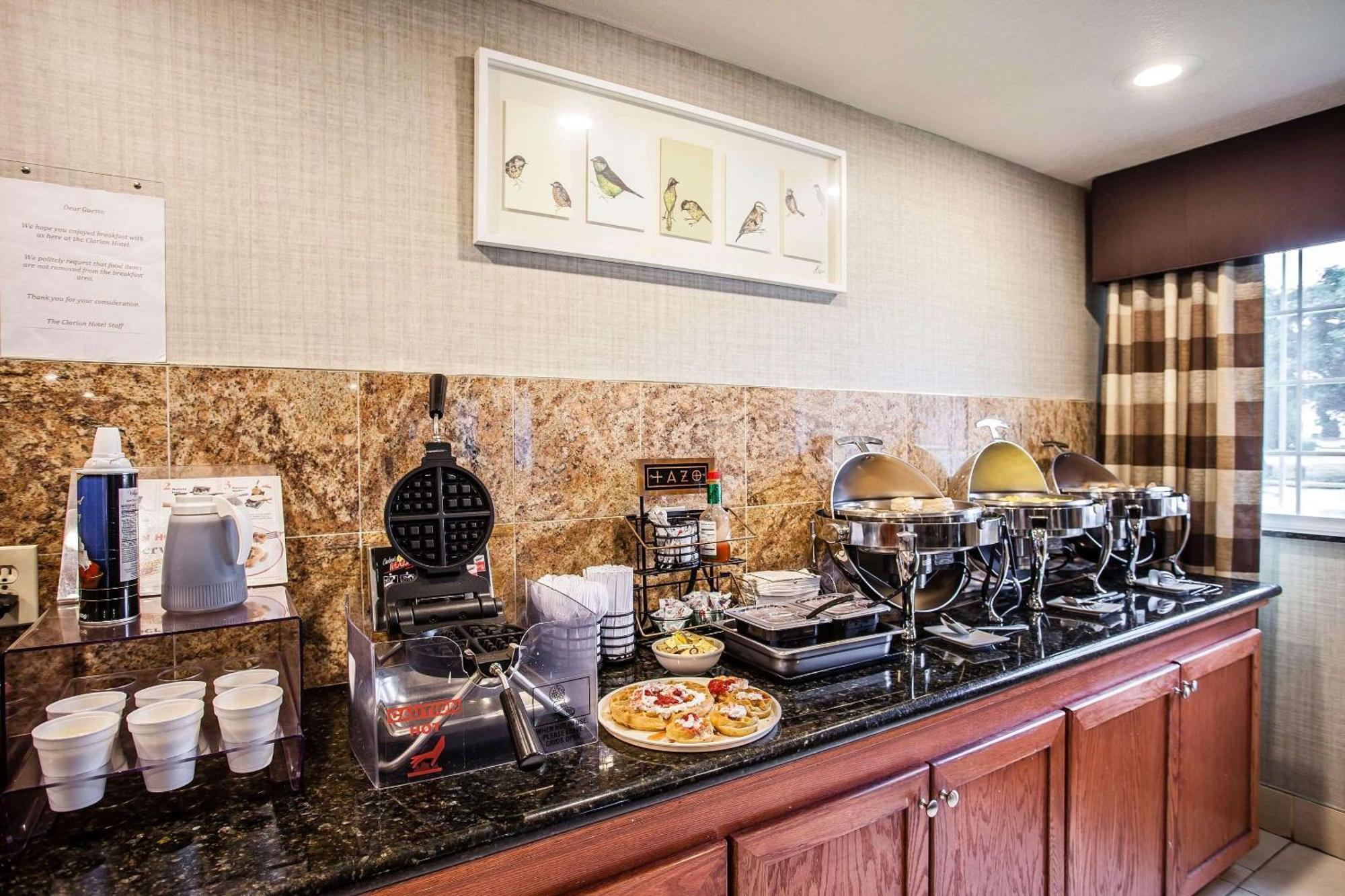 Clarion Inn Renton-Seattle Bagian luar foto