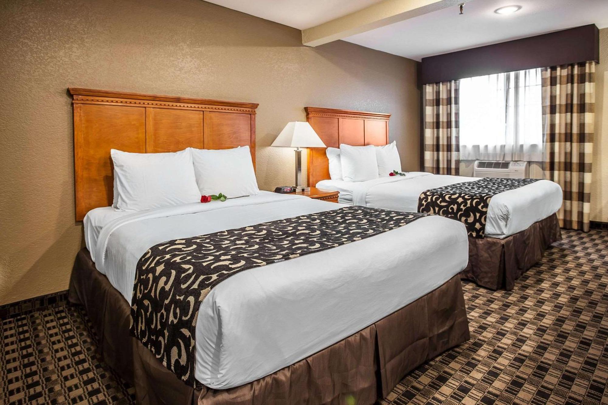 Clarion Inn Renton-Seattle Bagian luar foto