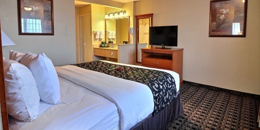 Clarion Inn Renton-Seattle Bagian luar foto