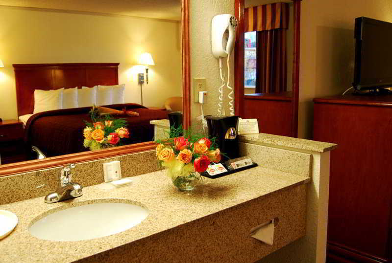 Clarion Inn Renton-Seattle Bagian luar foto