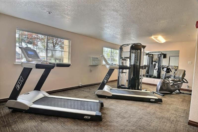 Clarion Inn Renton-Seattle Bagian luar foto