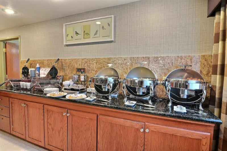 Clarion Inn Renton-Seattle Bagian luar foto