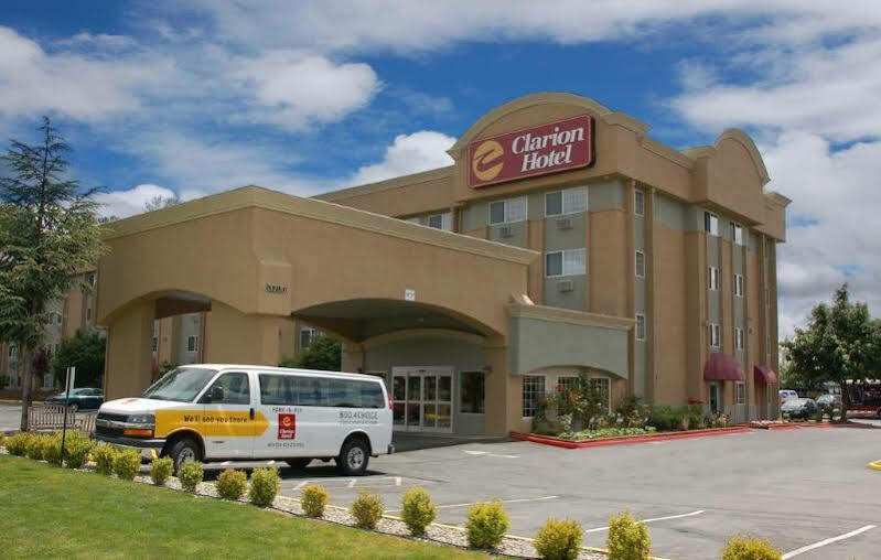 Clarion Inn Renton-Seattle Bagian luar foto